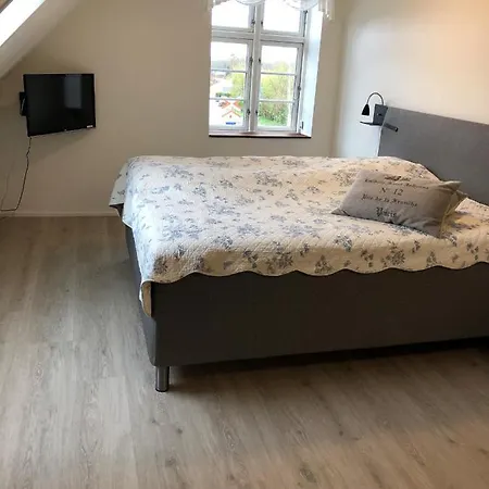 Hotel Hojslev Kro אורחן