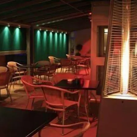 Hotel Hojslev Kro 3*