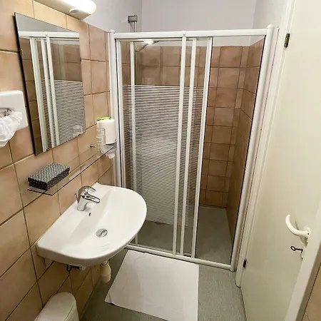 Hotel Hojslev Kro 3* Højslev
